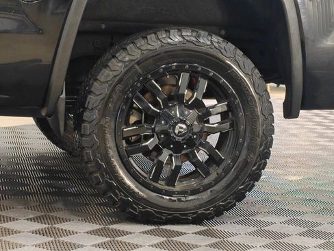 Used 2017 GMC Sierra 1500 SLT AWD/4WD image 51