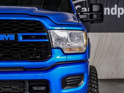 Used 2022 RAM 3500 Tradesman w/ Chrome Appearance Group AWD/4WD image 40