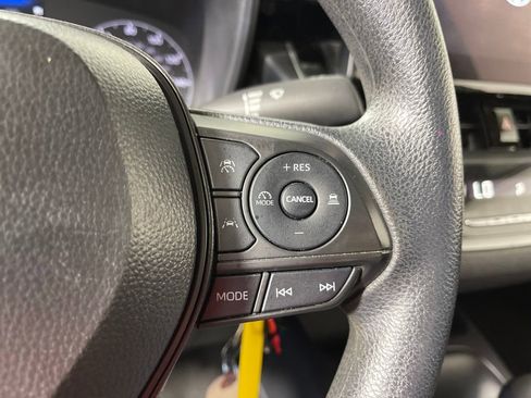 Used 2024 Toyota Corolla LE image 29