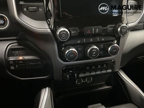 Used 2019 RAM 3500 Big Horn image 13