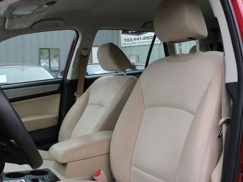 Used 2018 Subaru Outback 2.5i AWD/4WD image 8