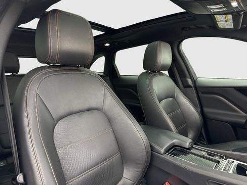 Used 2018 Jaguar F-PACE Prestige AWD/4WD image 42
