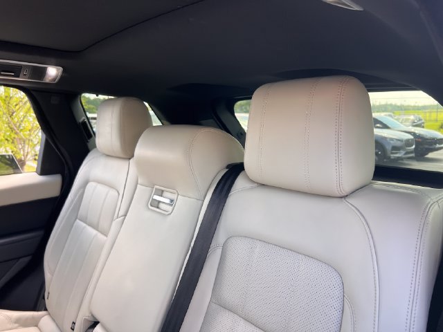 Used 2020 Land Rover Range Rover Sport HSE AWD/4WD image 19