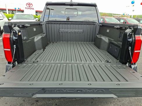 New 2026 Toyota Tacoma TRD Off-Road AWD/4WD image 19