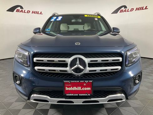 Used 2023 Mercedes-Benz GLB 250 4MATIC image 2