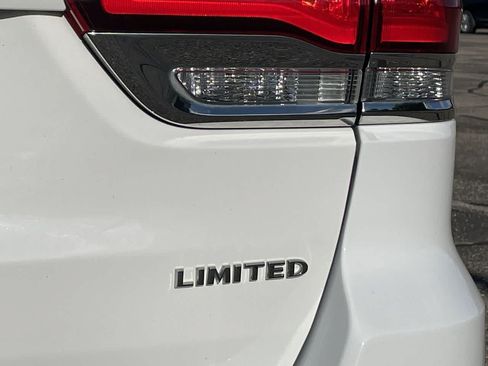 Used 2020 Jeep Grand Cherokee Limited AWD/4WD image 49