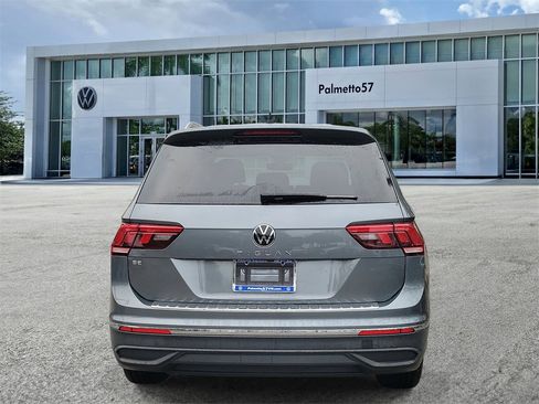 Certified 2023 Volkswagen Tiguan SE image 5