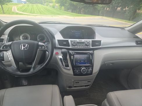 Used 2017 Honda Odyssey EX-L image 19