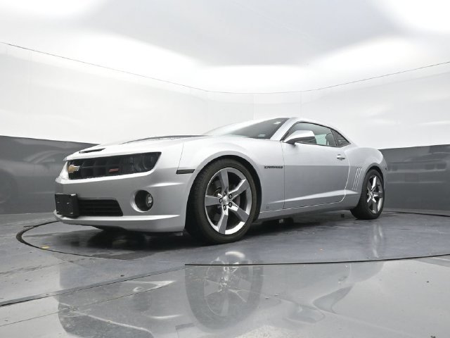 Used 2010 Chevrolet Camaro SS w/ RS Package RWD image 30