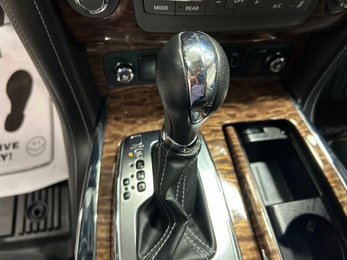 Used 2020 Nissan Armada Platinum w/ Captain's Chairs Package AWD/4WD image 19