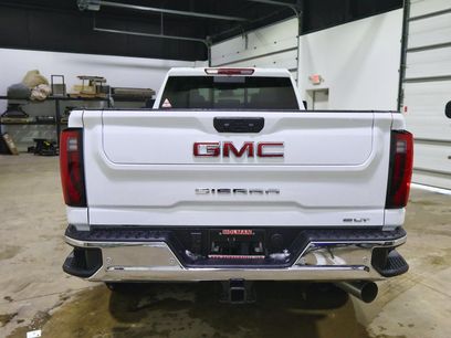 New 2026 GMC Sierra 3500 SLT w/ SLT Premium Package