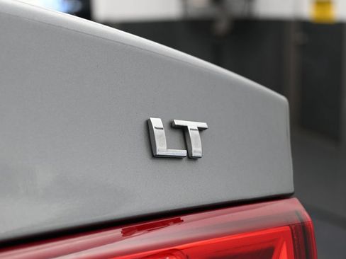 Used 2024 Chevrolet Malibu LT FWD image 32
