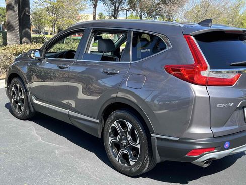 Used 2018 Honda CR-V Touring image 39