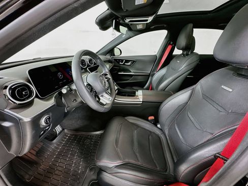 Used 2025 Mercedes-Benz C 43 AMG 4MATIC Sedan image 23