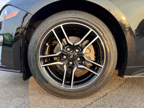 Used 2019 Ford Mustang Premium RWD image 9