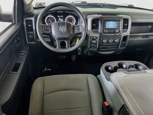 Used 2018 RAM 1500 Express AWD/4WD image 20