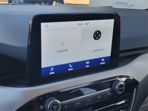 Certified 2020 Ford Escape SE image 18