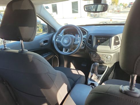 Used 2019 Jeep Compass Sport w/ Tech Group image 13