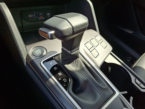 New 2026 Kia Sportage EX FWD image 7