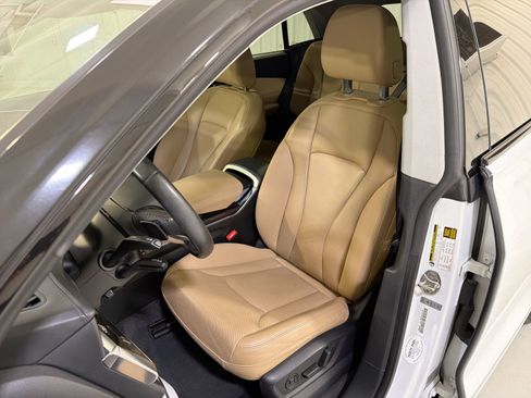 Used 2019 Audi Q8 Prestige image 10