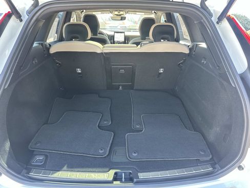 Certified 2026 Volvo XC60 B5 Plus w/ Protection Package Premier image 23