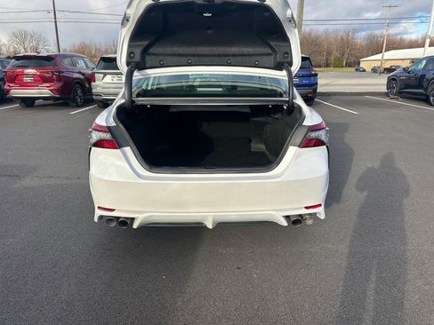 Used 2023 Toyota Camry XSE image 11