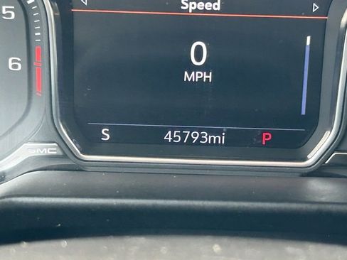 Used 2021 GMC Yukon XL AT4 image 20