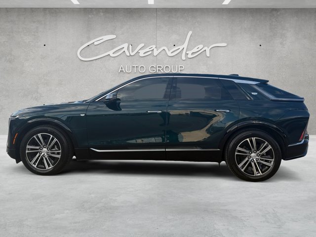 Certified 2026 Cadillac Lyriq Luxury AWD/4WD image 12
