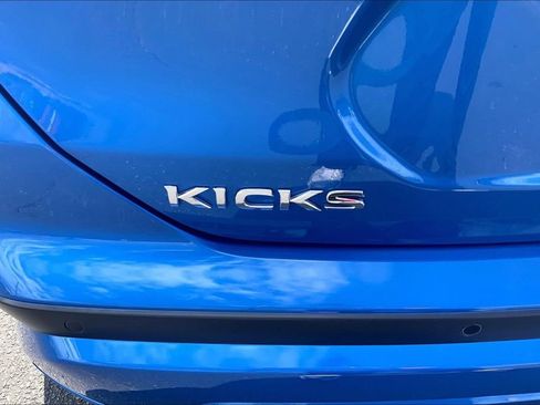 Used 2024 Nissan Kicks S image 23