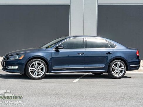 Used 2012 Volkswagen Passat TDI SEL Premium image 3