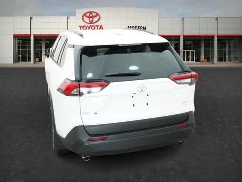 New 2025 Toyota RAV4 XLE image 16