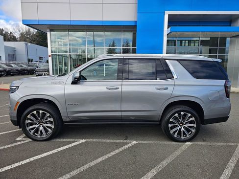 New 2026 Chevrolet Tahoe High Country image 2