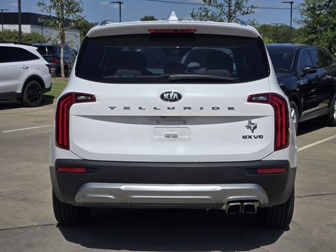 Used 2021 Kia Telluride EX FWD image 13