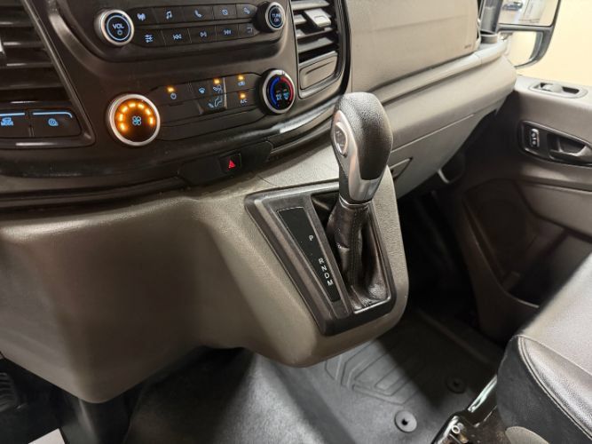 Used 2022 Ford Transit 350 DRW RWD image 16