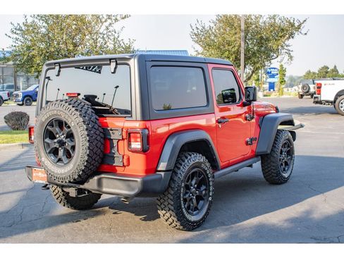 Used 2022 Jeep Wrangler Sport AWD/4WD image 8