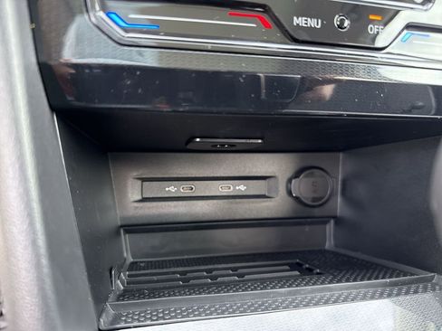 New 2025 Volkswagen Taos SE image 35