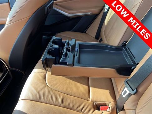 Used 2022 BMW X5 xDrive40i w/ Parking Assistance Package image 16