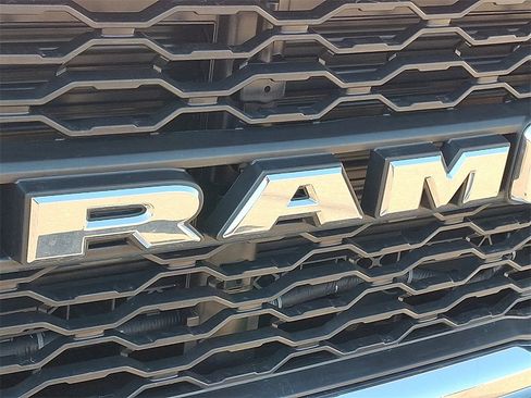 Used 2022 RAM 3500 Tradesman w/ Chrome Appearance Group image 9