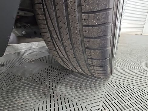 Used 2022 Dodge Challenger R/T image 45