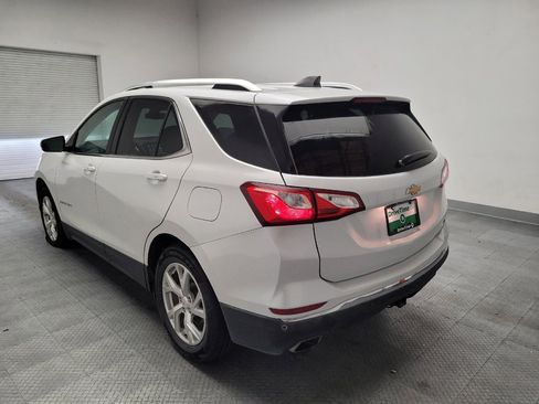 Used 2019 Chevrolet Equinox LT FWD image 5