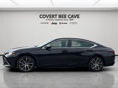 Used 2024 Lexus ES 350 w/ Premium Package image 4