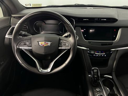 Used 2024 Cadillac XT6 Luxury w/ LPO, Floor Liner Package image 14