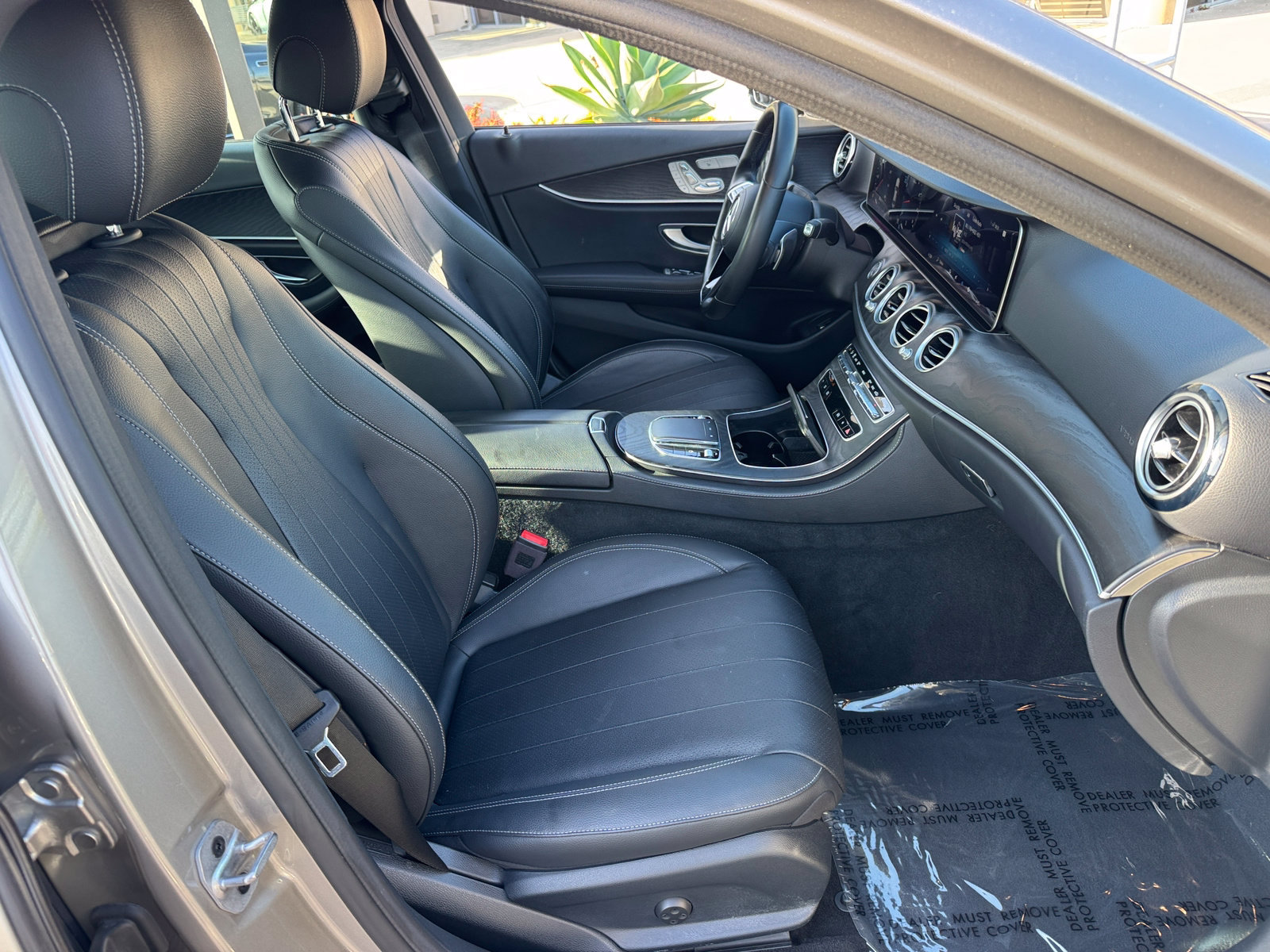 Used 2023 Mercedes-Benz E 350 Sedan image 7