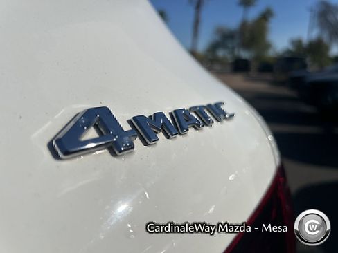 Used 2020 Mercedes-Benz GLC 300 GLC 300 image 12