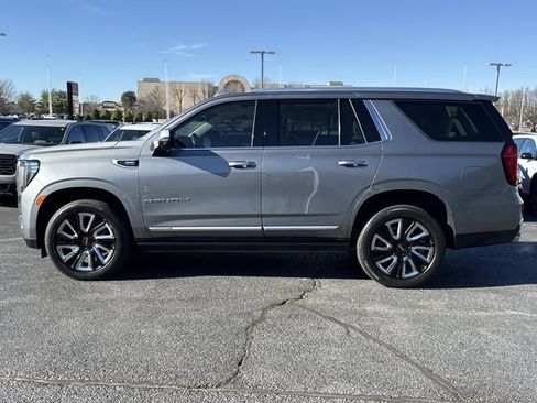 Used 2021 GMC Yukon Denali w/ Denali Premium Package image 17