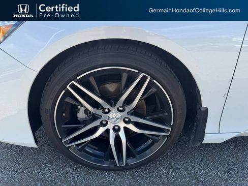 Used 2021 Honda Accord Touring image 11