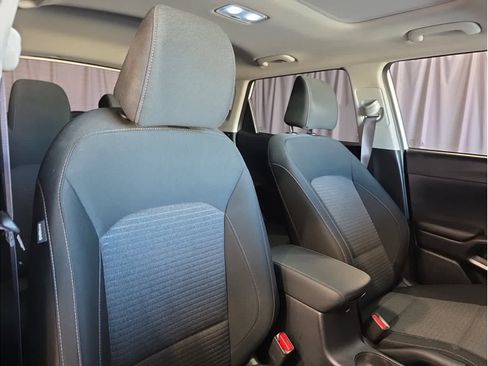 Used 2025 Kia Soul EX image 16