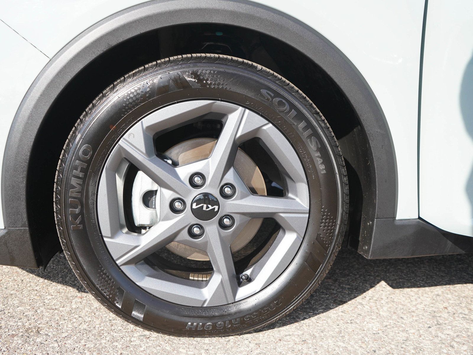 Used 2025 Kia K4 FWD image 25