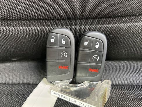 Used 2022 Jeep Renegade Latitude w/ Convenience Group image 31