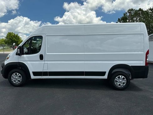 New 2024 RAM ProMaster 2500 w/ Quick Order Package 22H SLT+ image 7